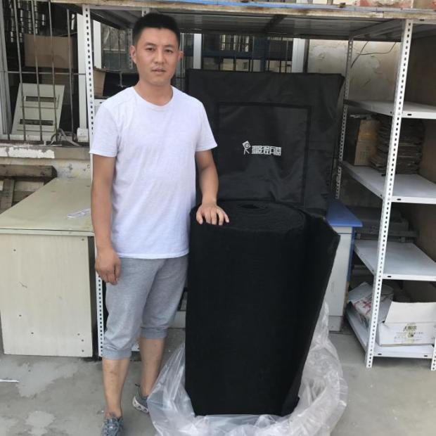 20米活性炭过滤棉黑色 纤维汽车喷漆工业烤漆房空气封口废气回收