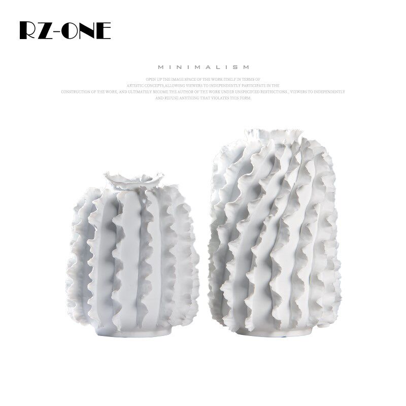 Rzone 极简手工拈花创意陶瓷花瓶样板房间摆件客厅白色装饰品花器