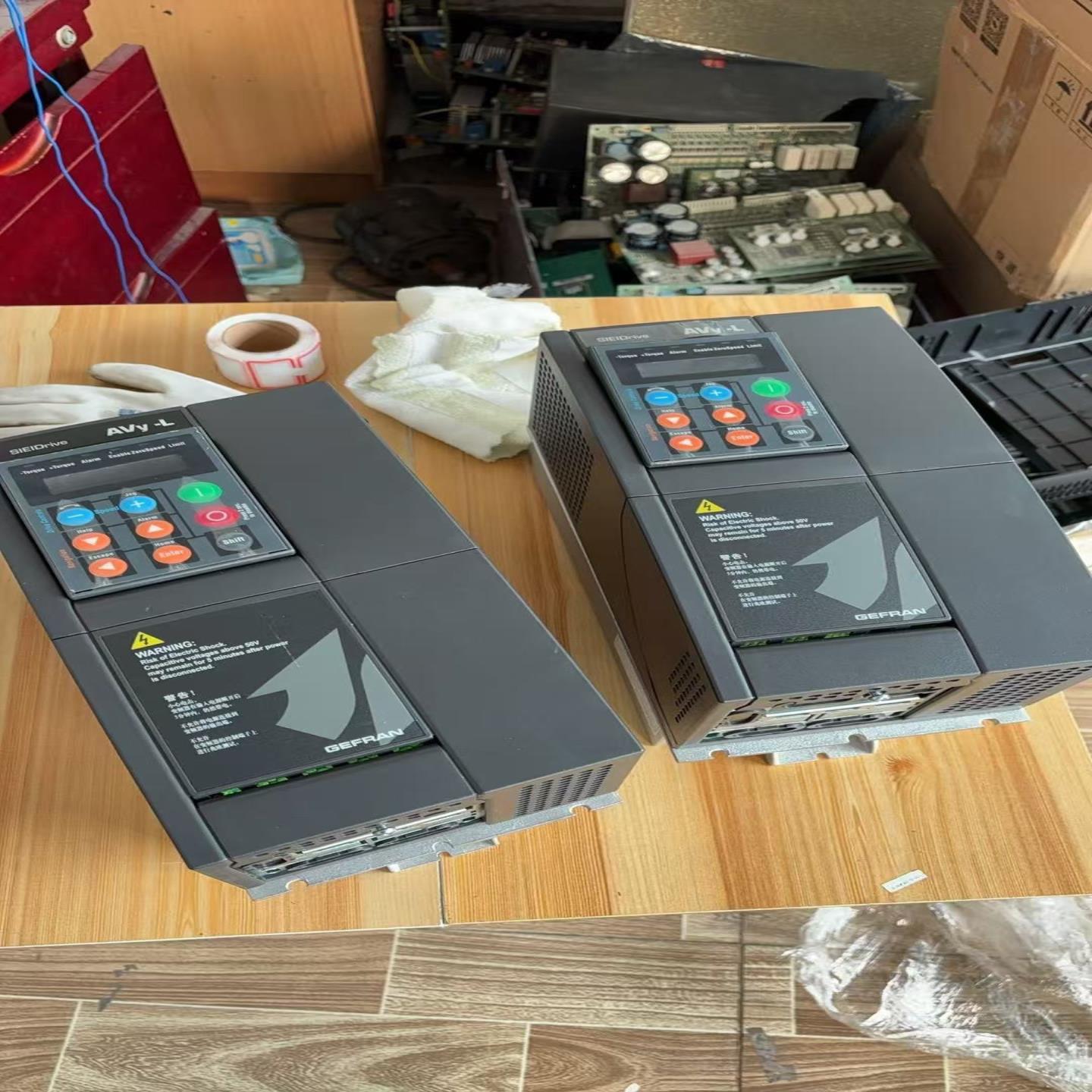 【请询价】西威电梯变频器 AVY2075 变频器99新