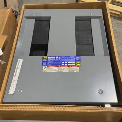 HCN Panelboard Interior 400 Amp MLO BREAKER HCN14524 CircuiT