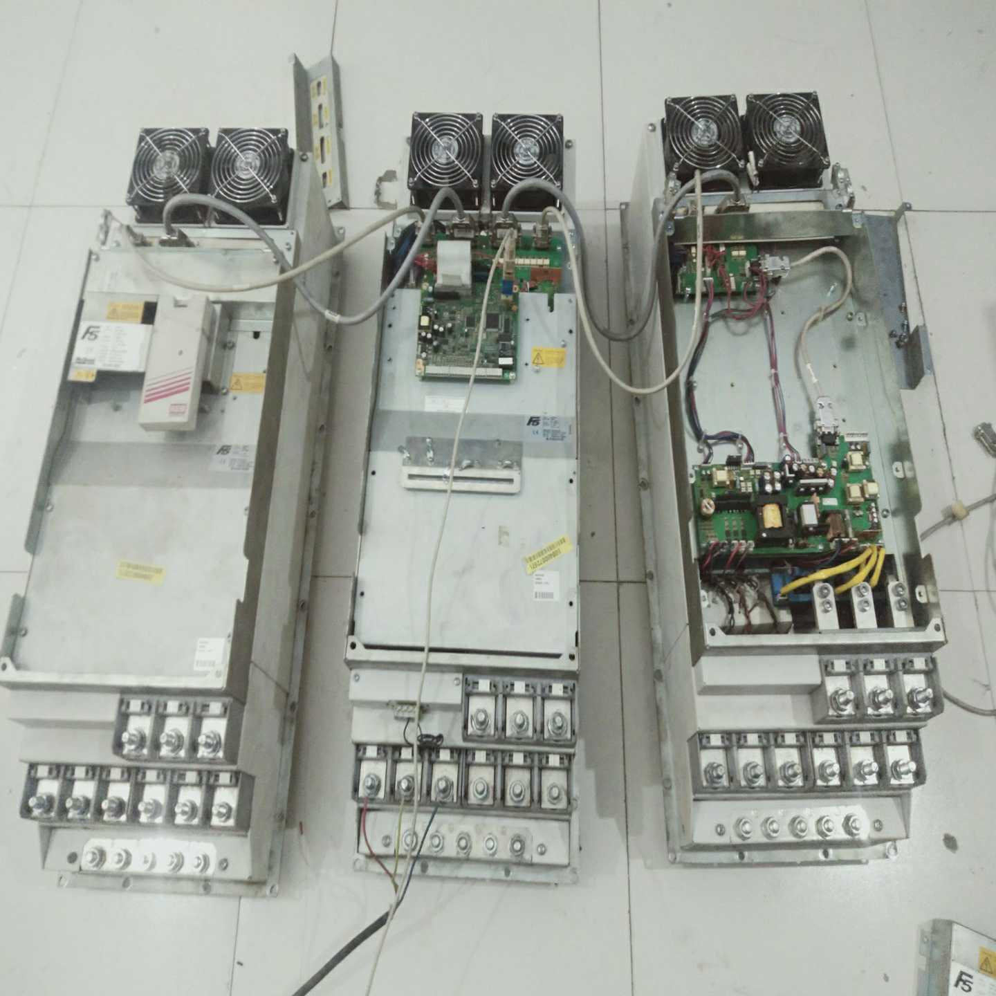 36F5A0P-Y00H麦克维尔制冷空调风机专用科比变频器，--议价商品