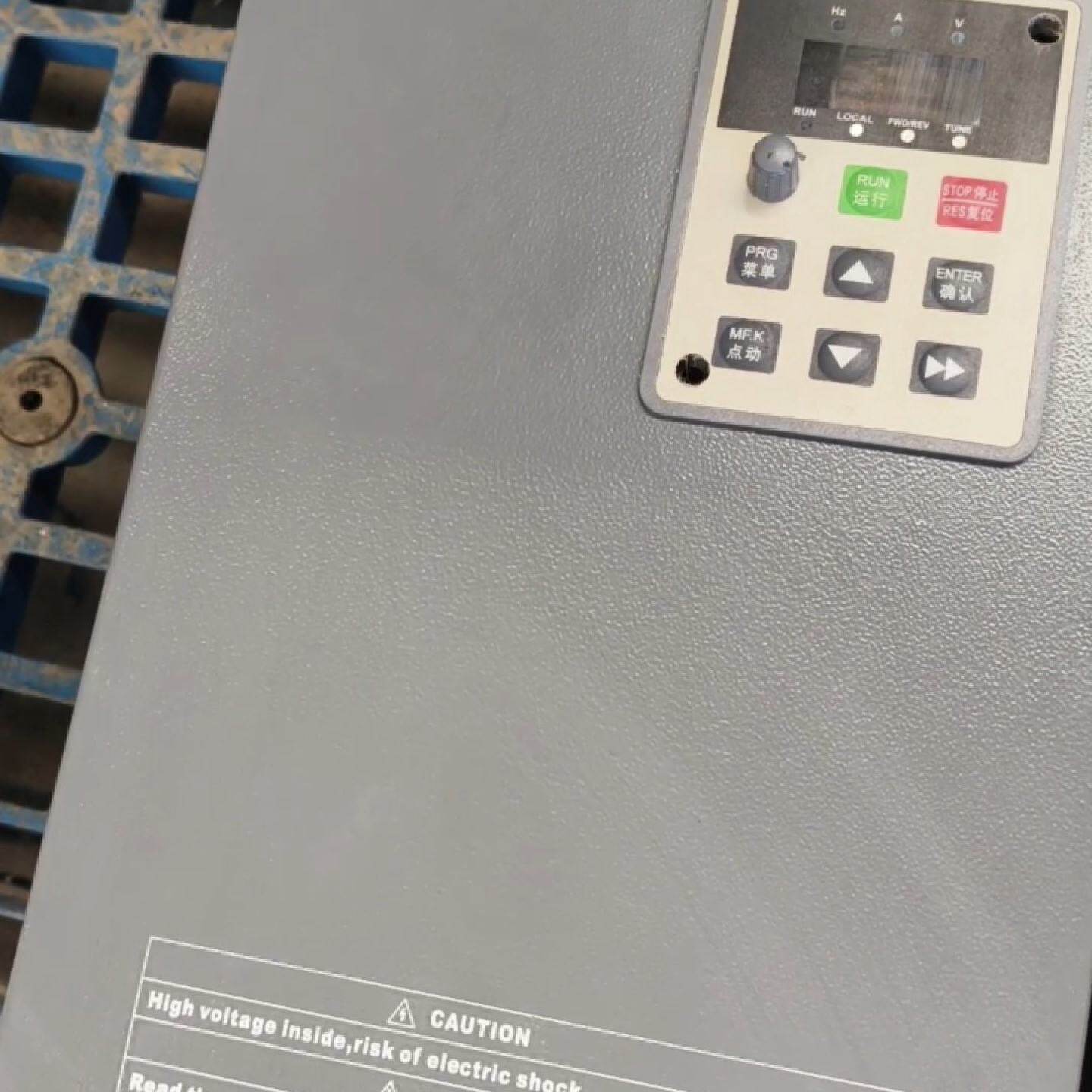 【议价】万川V8-18.5KW变频器三台，成色还可以，，详情适用