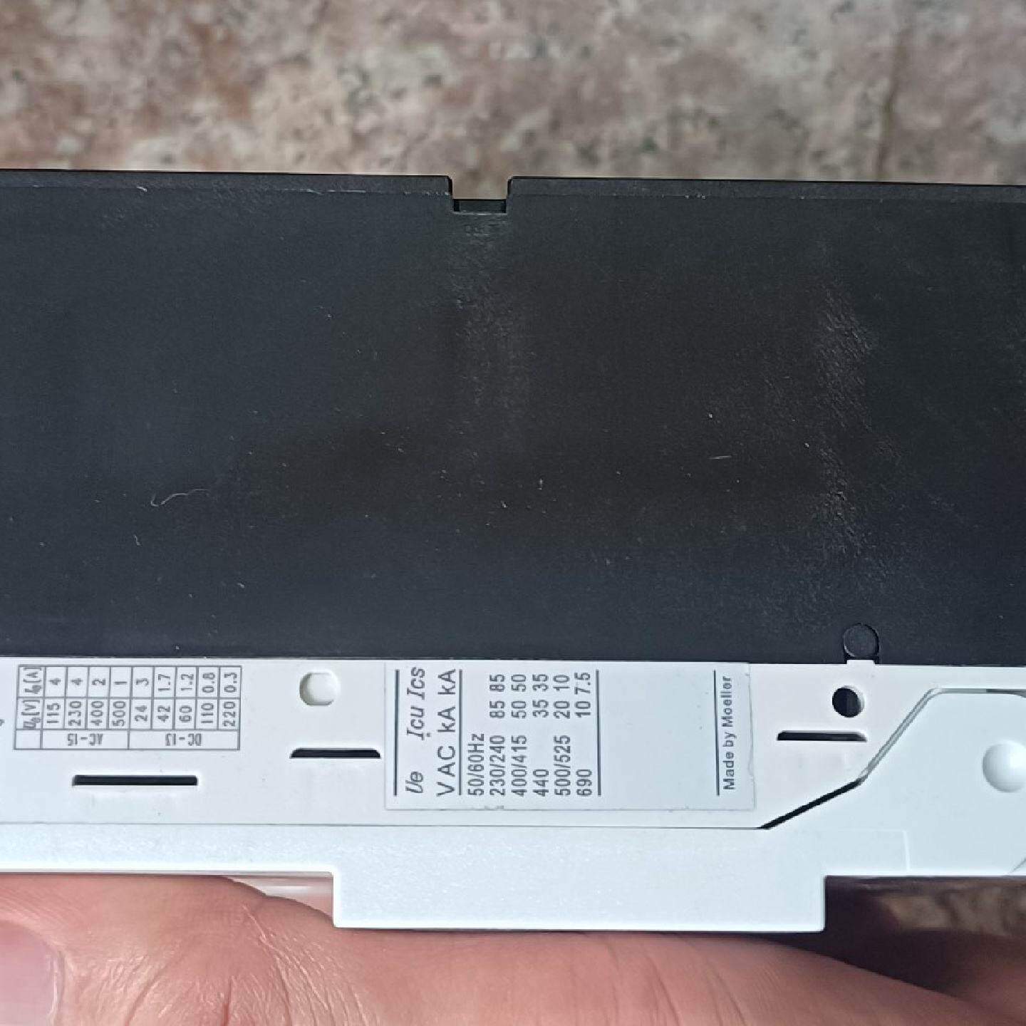 议价--原装金钟默勒 断路器NZMN1-A63-AP有2只,NZMN