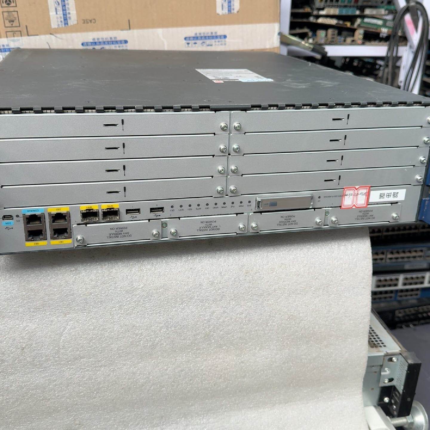 H3C MSR36-60企业级千兆路由器，机器成色不错，轻微--议价商品