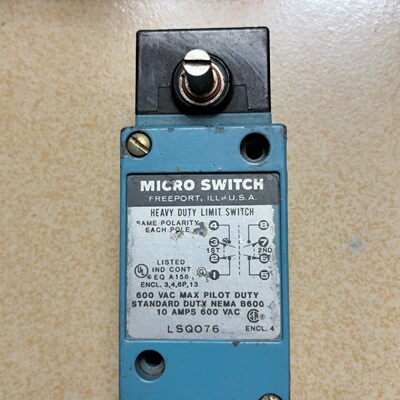 议价MICROSWITCH重型限位开关型号LSQ076LS