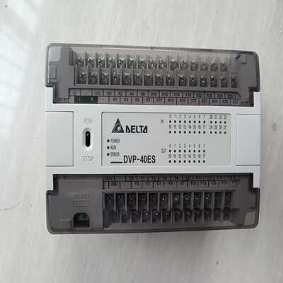 台达PLCDVP40ES00R2成色实物图，功能正常适用