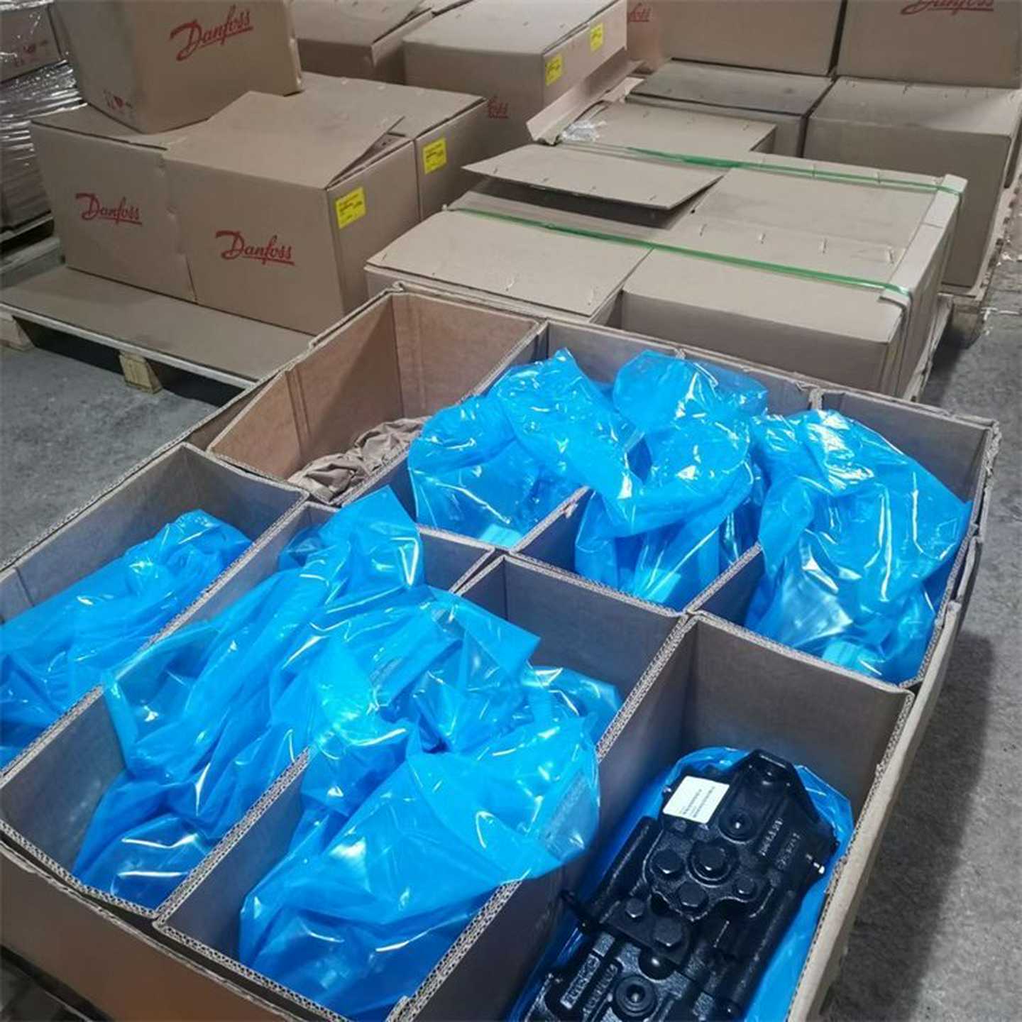 OMBT200151B2063丹弗斯danfos马达