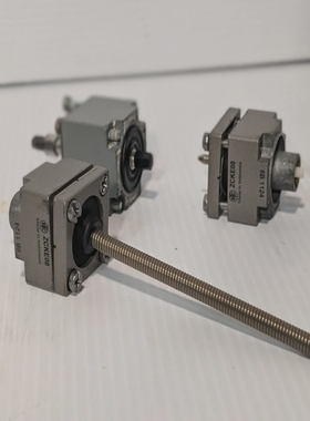 Lotof4TelemecaniqueZCKE08SwivelHeadLimitSwitch