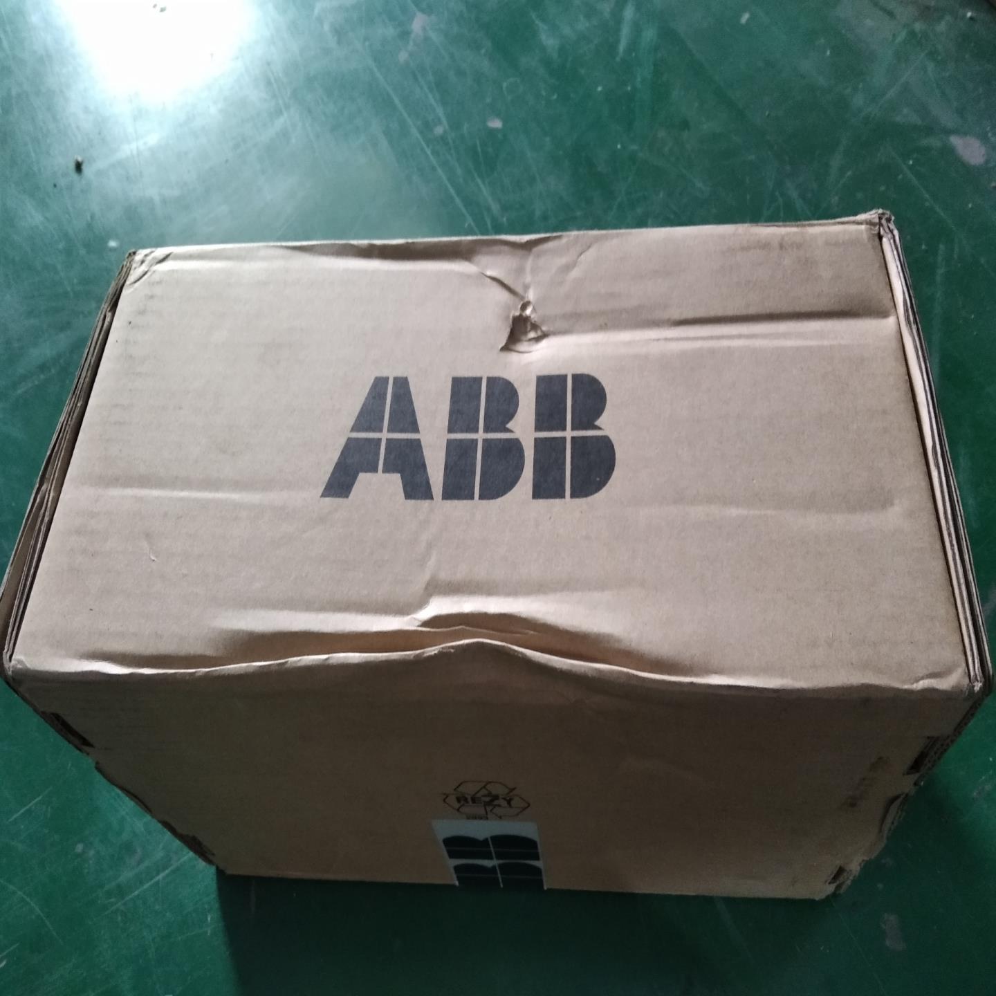 【请询价】ABB变频器ACS355-03U-17A6-2和ACS355