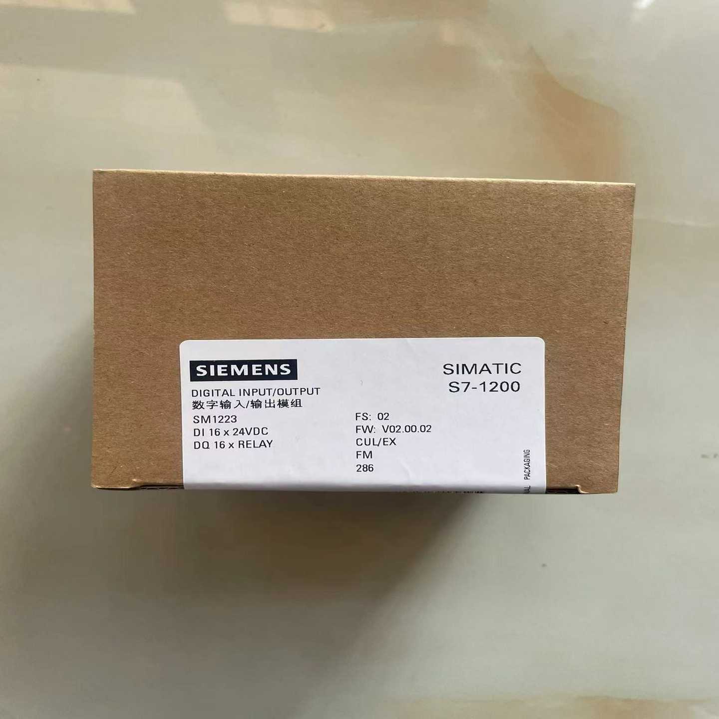 S7-1200223-1PL32-0XB0，实图拍摄询价