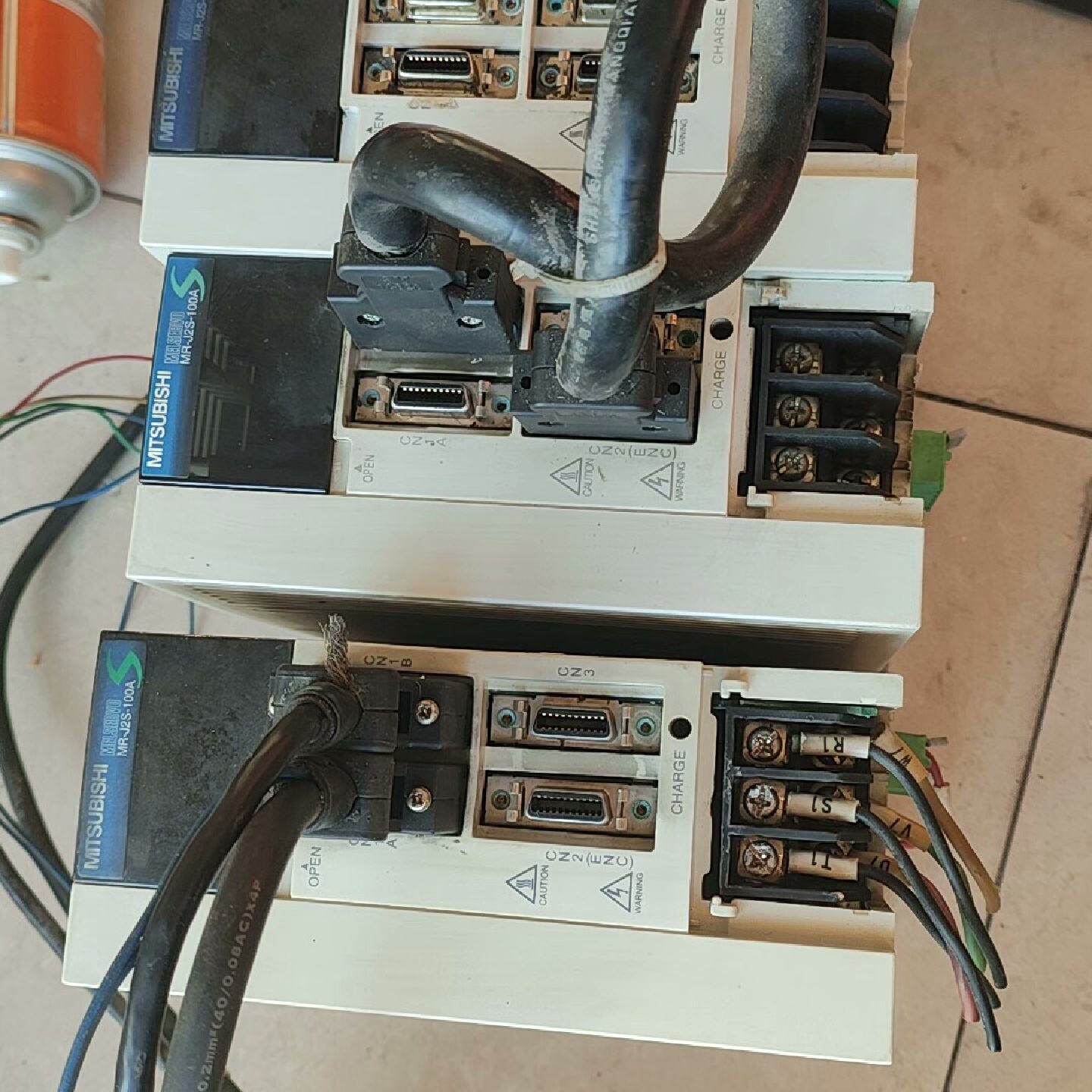 驱动器拆机三台MRJ2S100A.成色如图拆机议价及维修！