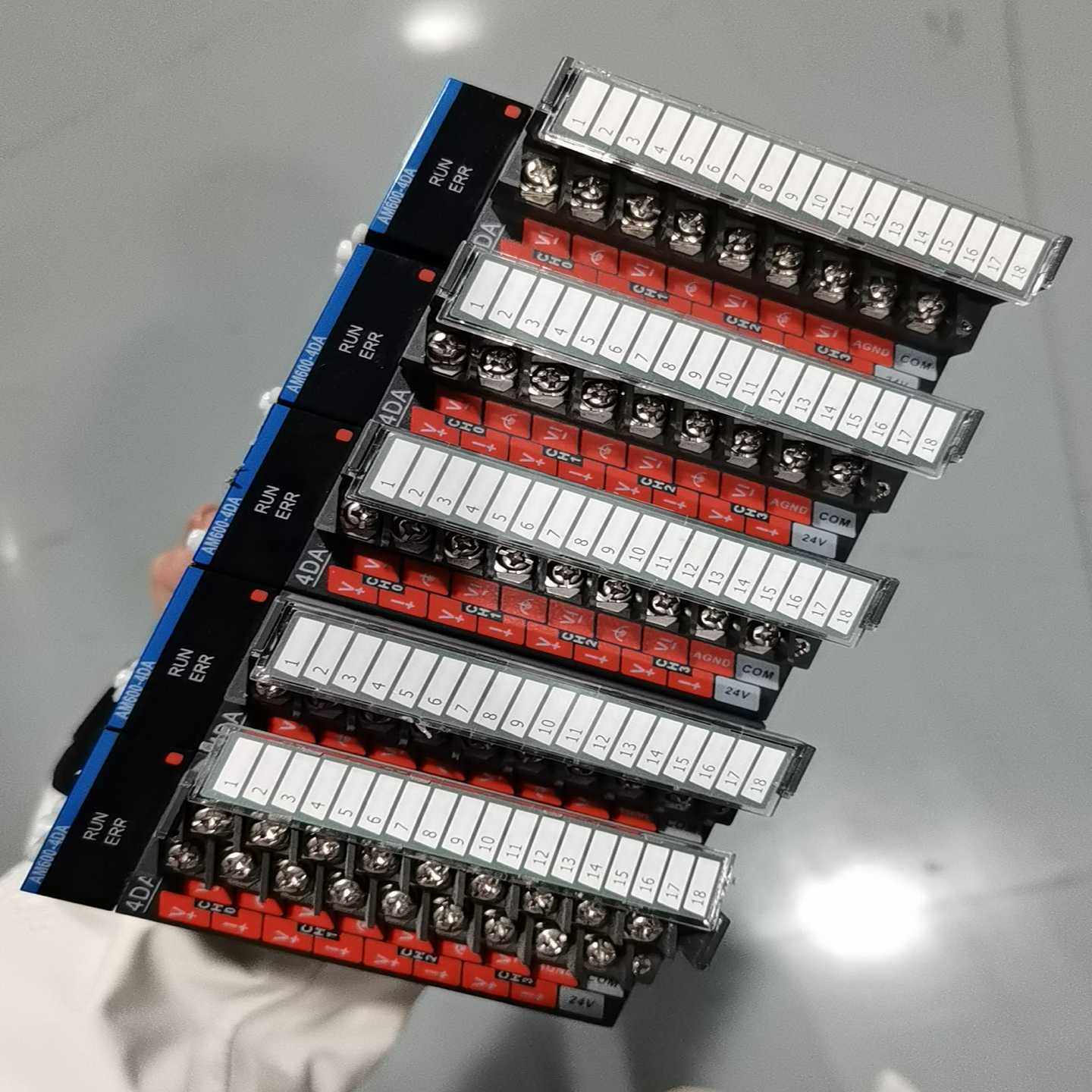 出闲置汇川PLC模块AM600-4DA，功能正常，成色如图，--议价商品