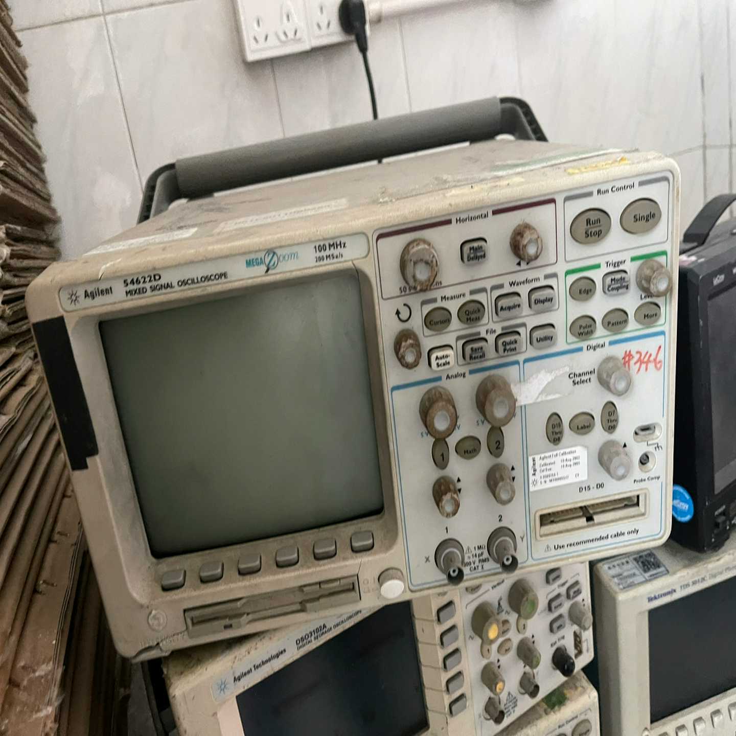 安捷伦54624A54622d示波器打包处理两台。--议价商品