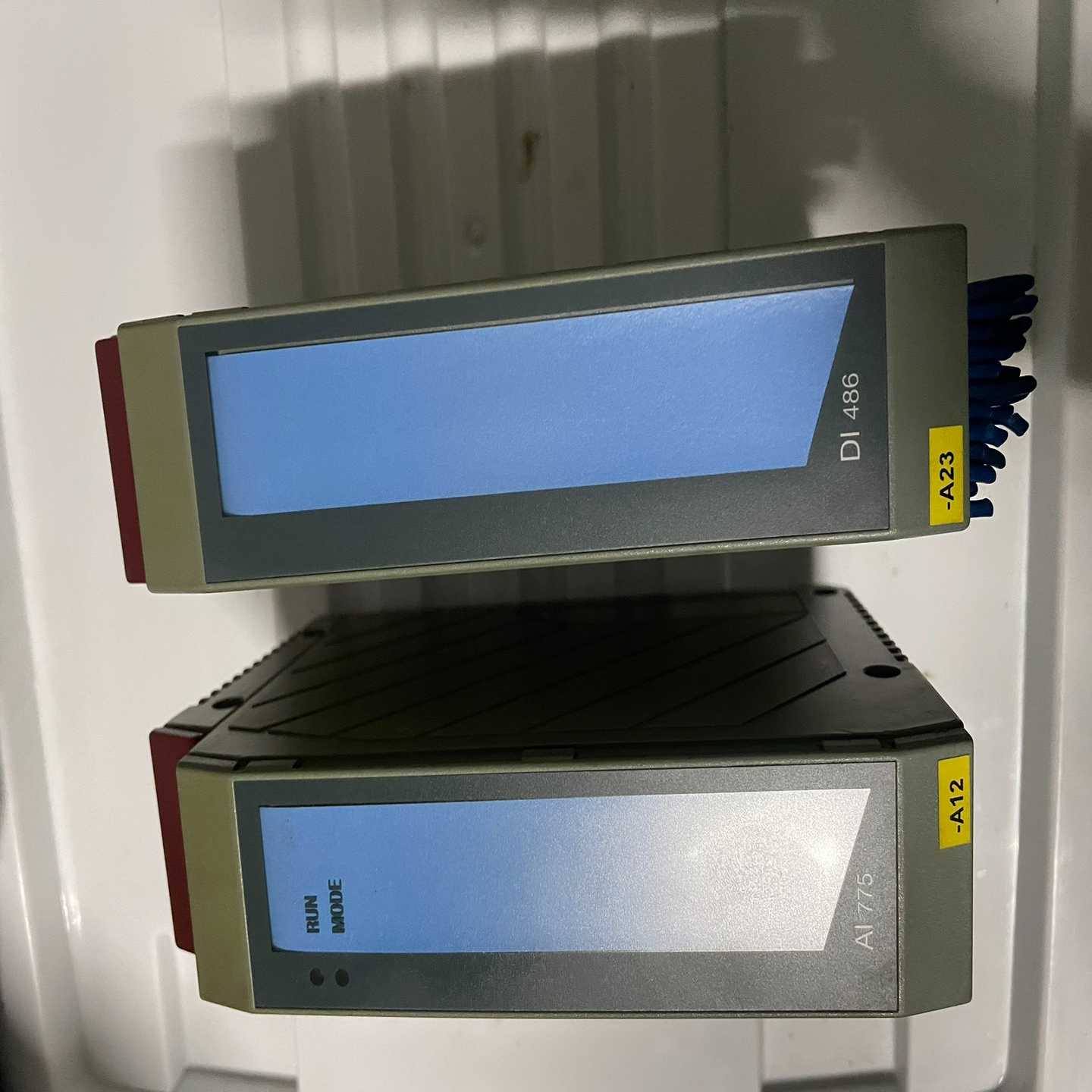 咨询-模块DI486,AI1775各1个,,议