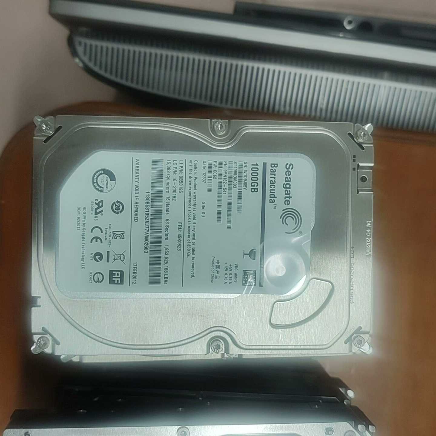 1Tb机械硬盘。有20块。从台式机或一体机折下。--议价商品