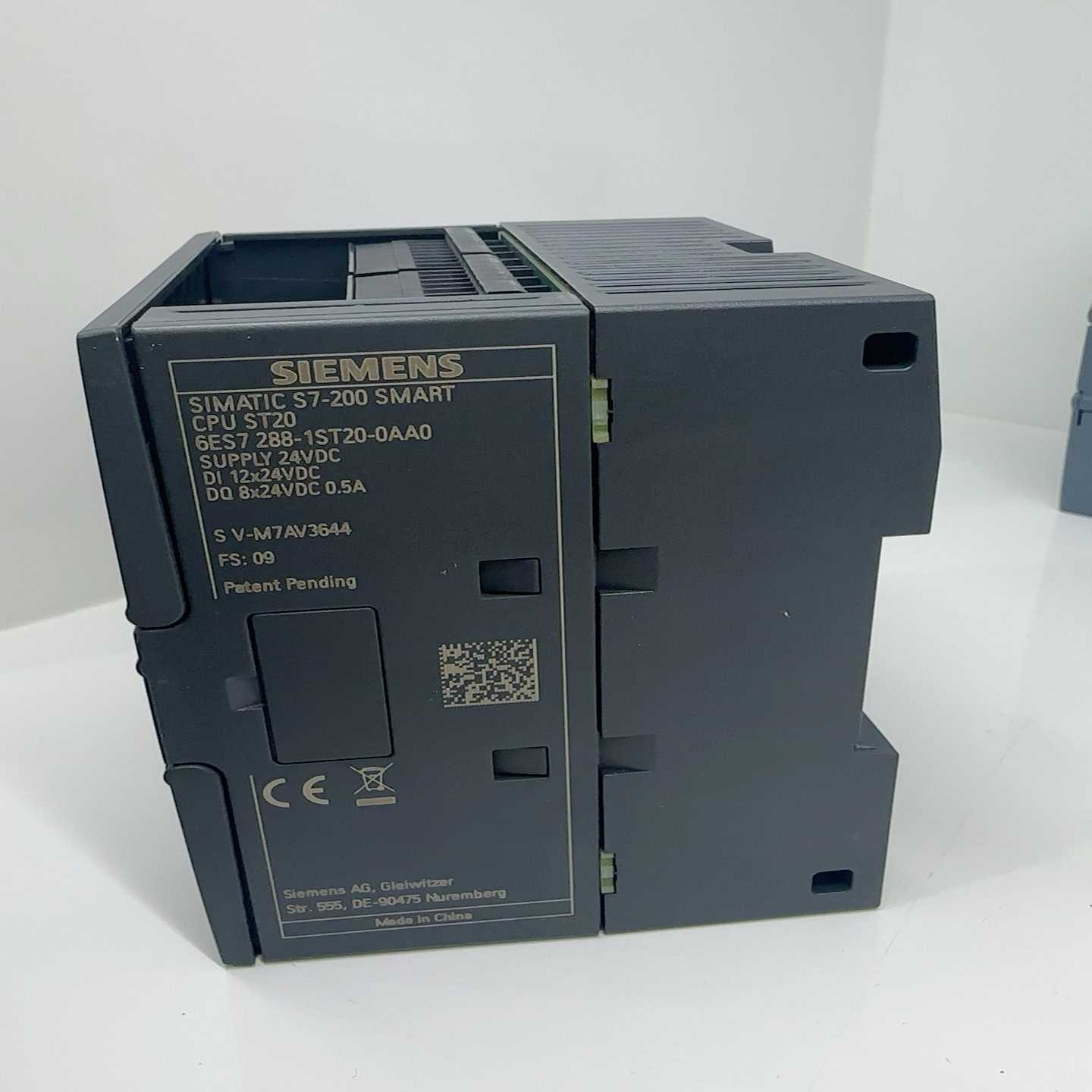 西门子SIMATICS7-200SMARTPLC，型号--议价商品