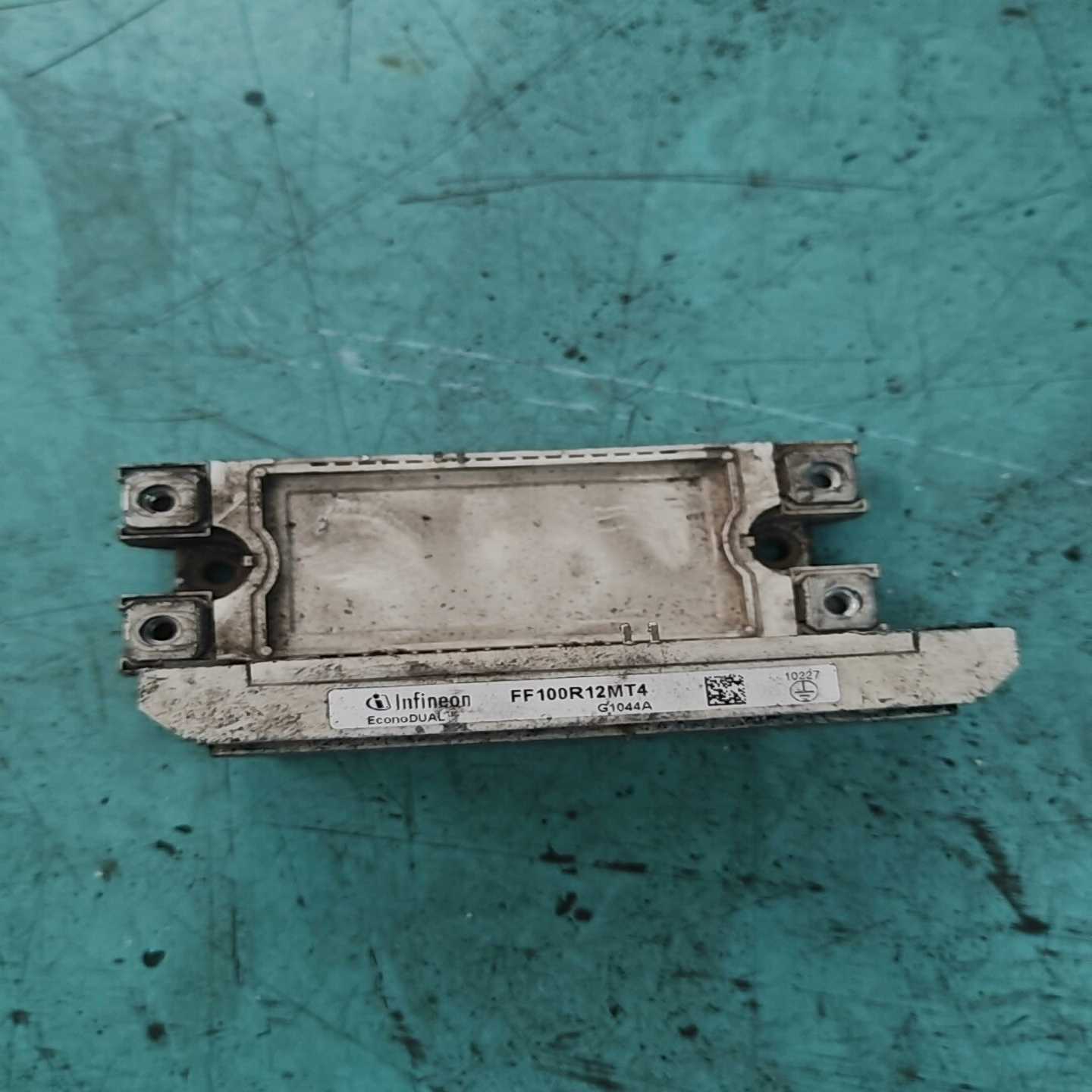 英飞凌模块，型号FF100R12MT4，功能正常使用，