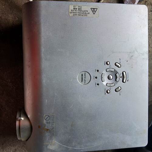东芝TDP-S35C投影机，正常使用中，的联系，爽议价