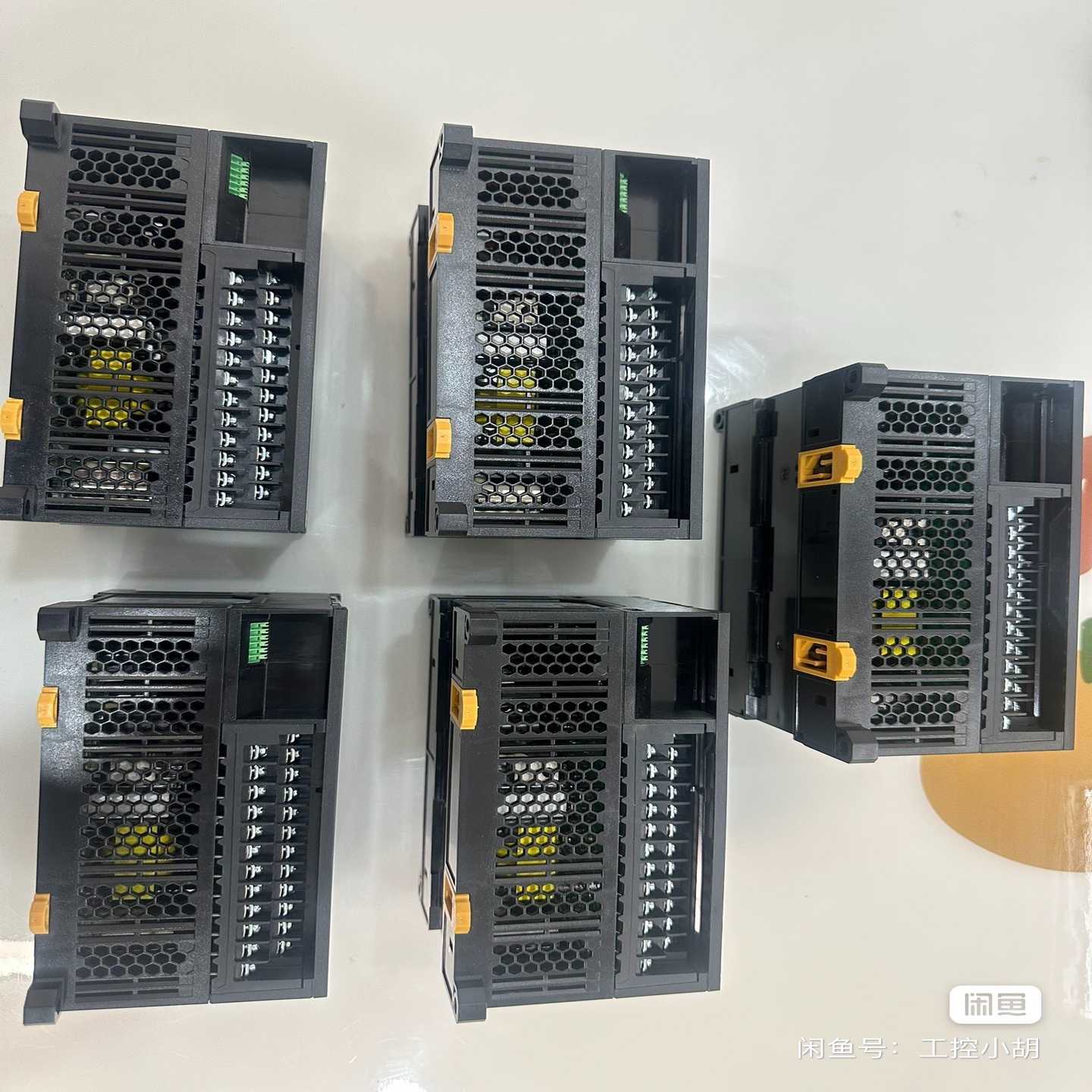 询价OMRONCP2E-E40DR-A-932全新无包装功能完好，有议价