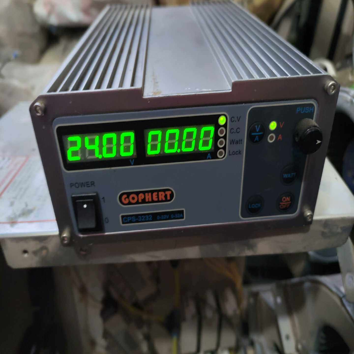 GOPHERT直流稳压电源CPS-3232图片为，询价