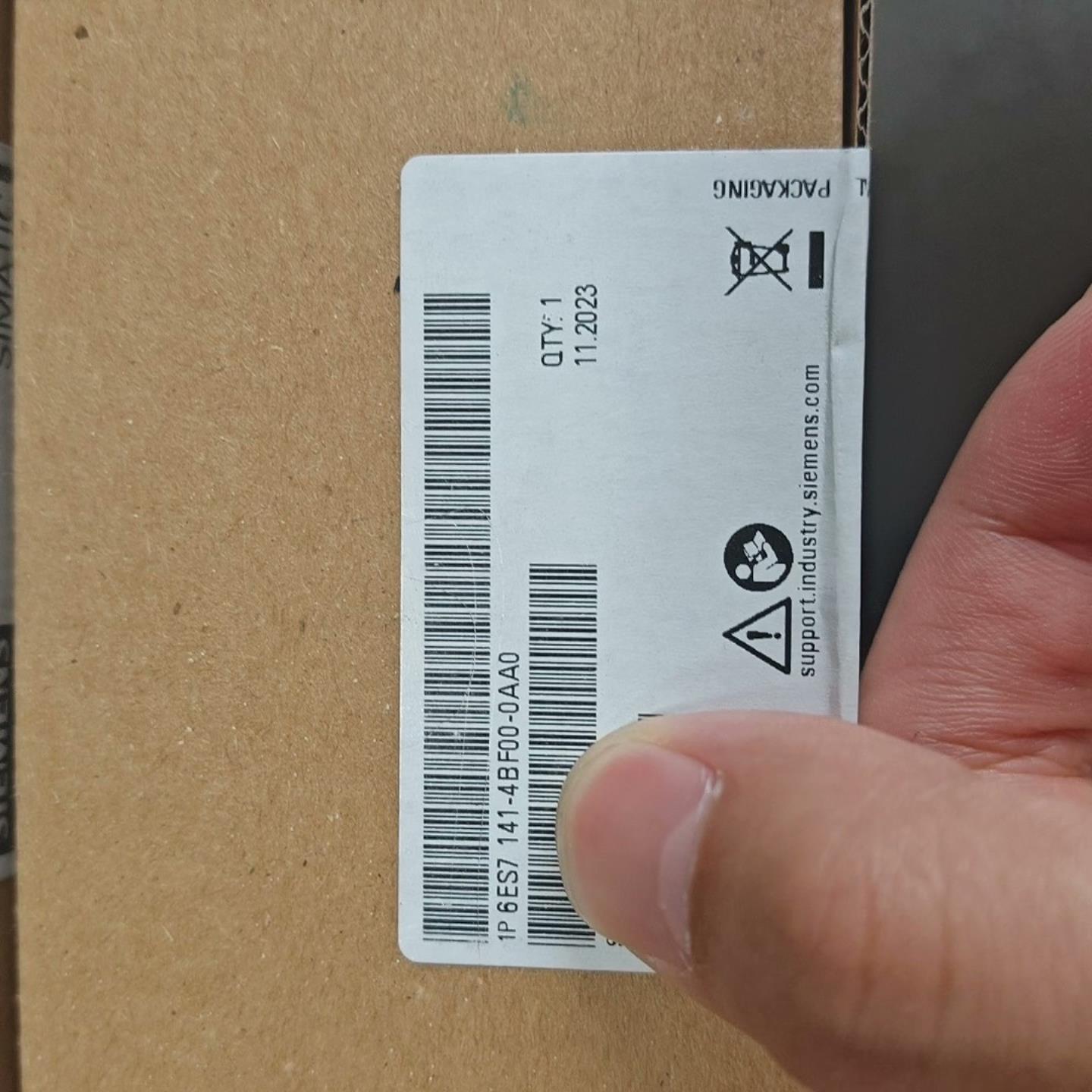 6es7141-4bf00-0aa0  西门子模块，全新原装~议价