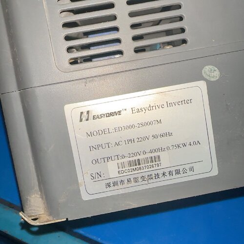 寻易驱变频器ED30002S0007M750W功率220