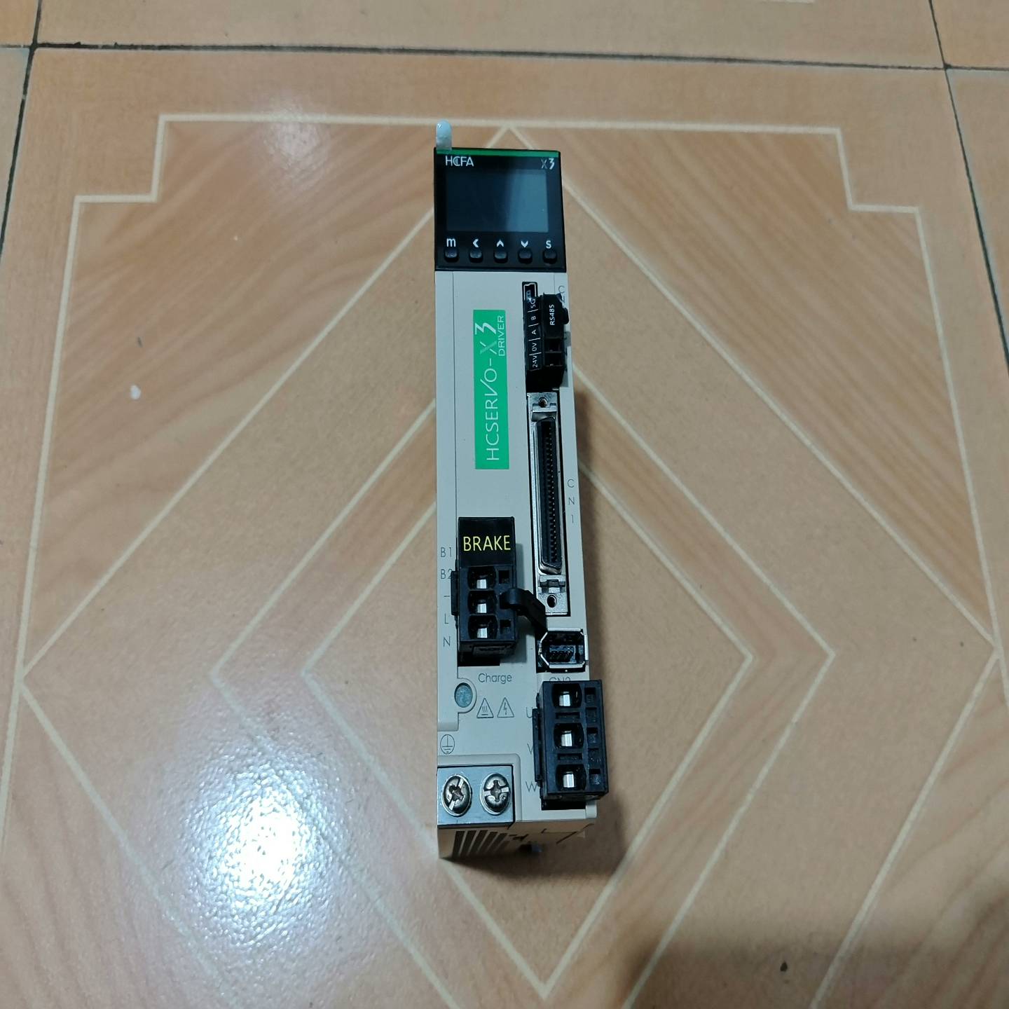 400w禾川伺服驱动器SV-X3DA040A-D，功能正常，询价