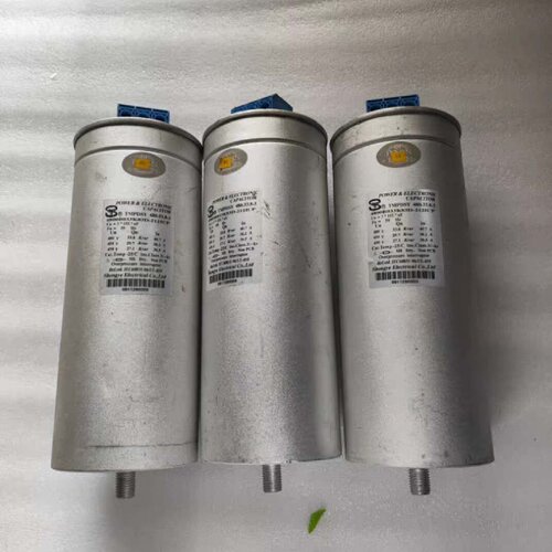 寻电容4800B033K83D212ICP有3个一个重量2.