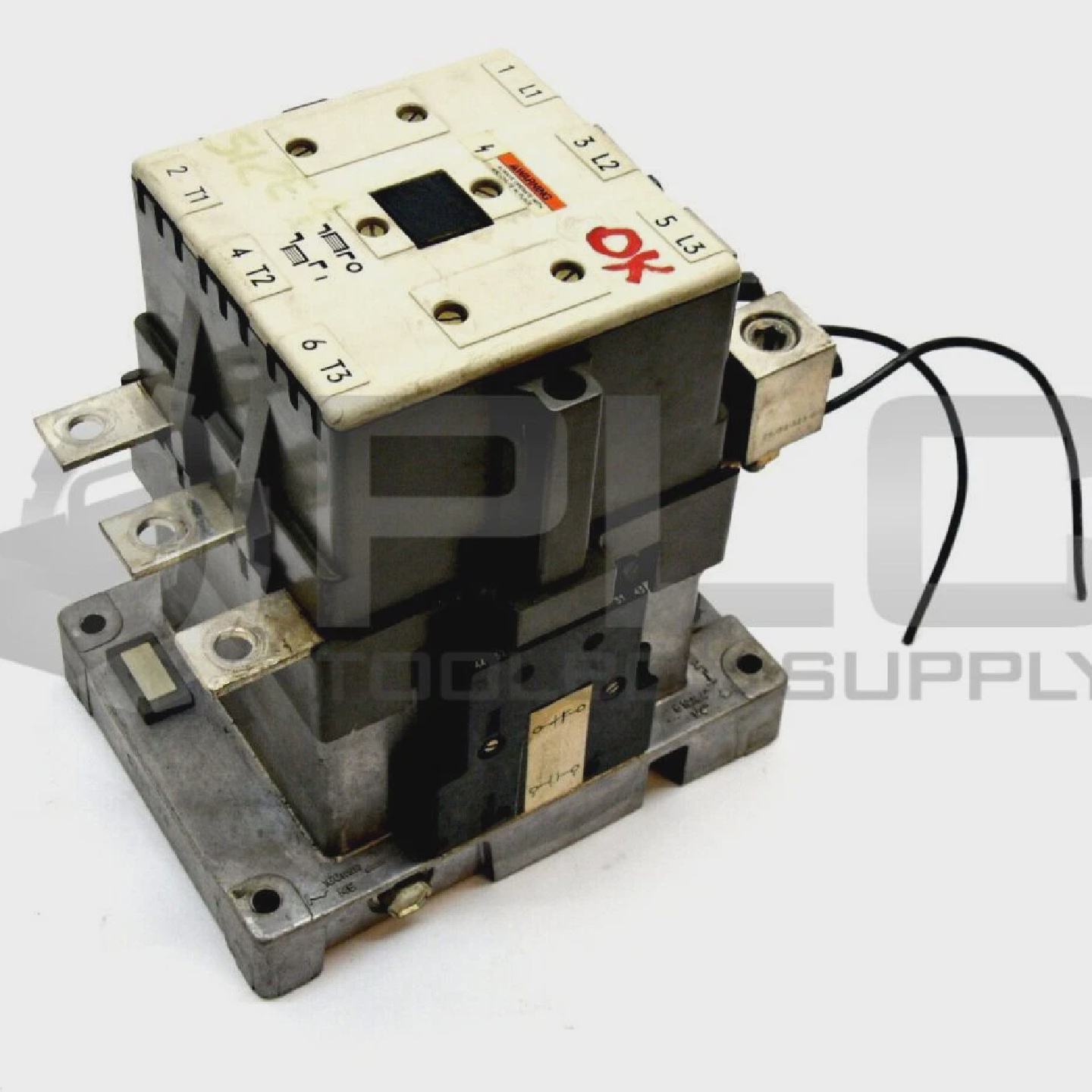 Contattore Motore SiemensAllis Cxl40*3E Dimensione 4 135A 3 - 实物图