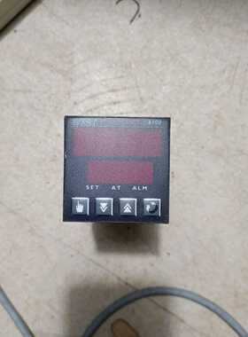 WEST6100温控器。波峰焊设备上拆下来的，成色如图询价