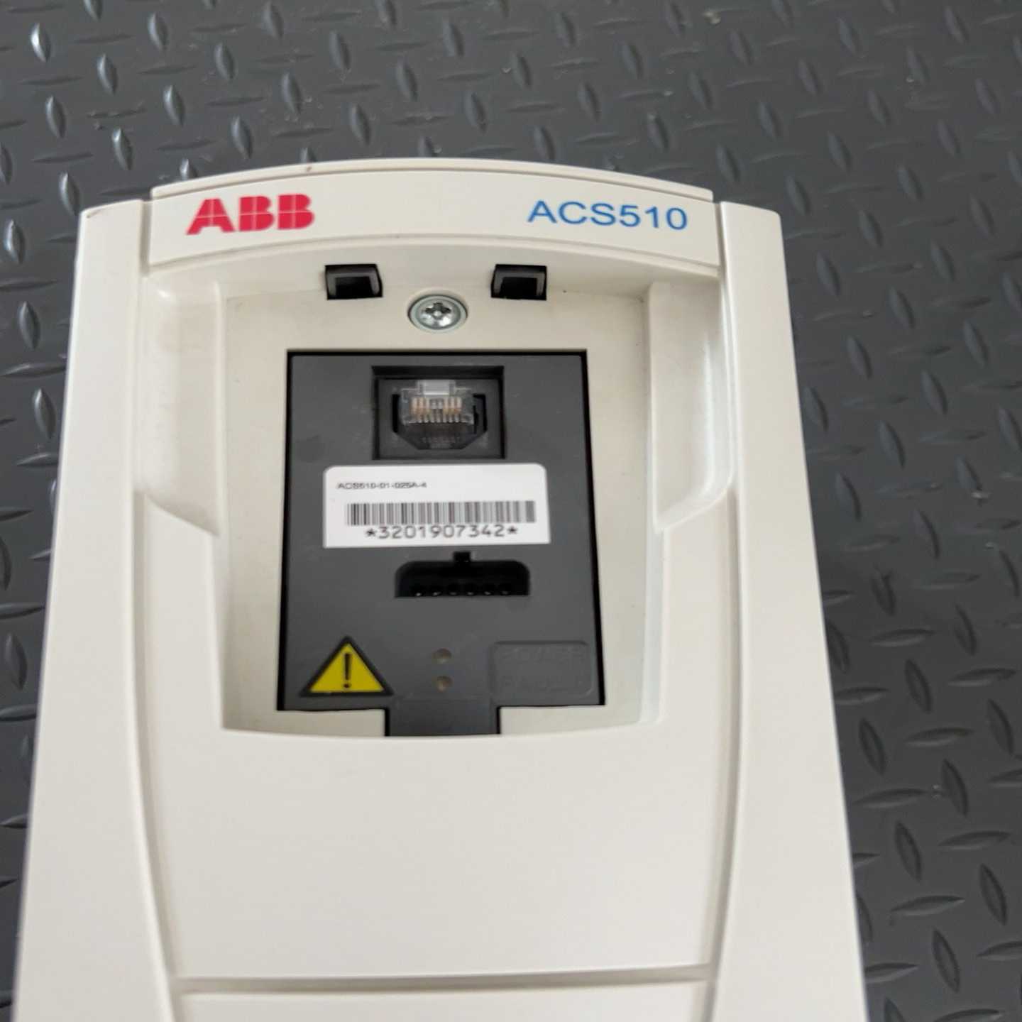 ABB变频器 ACS510-01-025A-4 一台，拆机，【鑫鑫商铺】