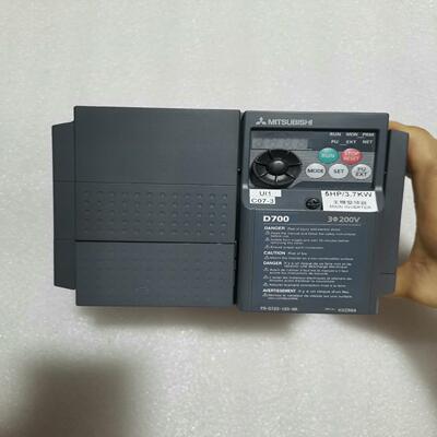 FR-D720-165-NA拆机三菱变频器3.7KW，成色如