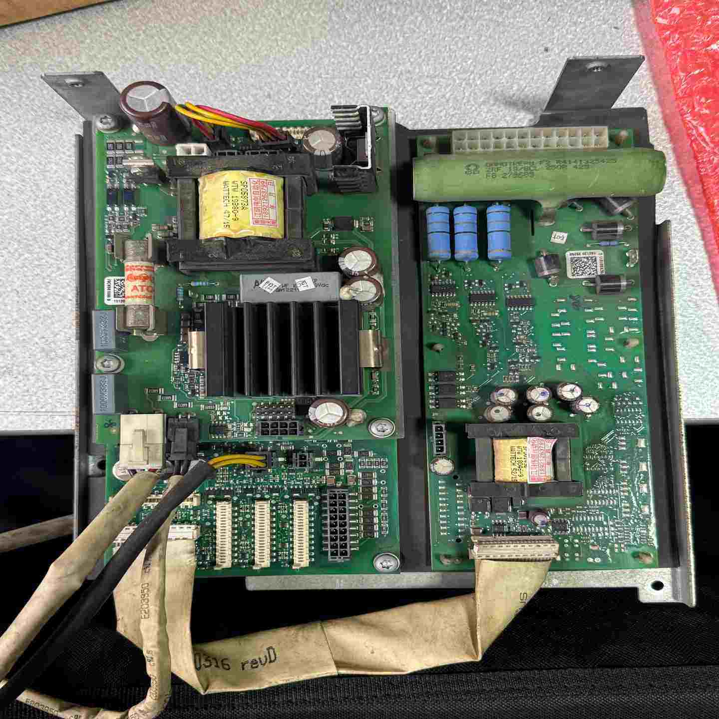 询价~伟肯变频器FLOW100系列用功率板70CVB01630E，