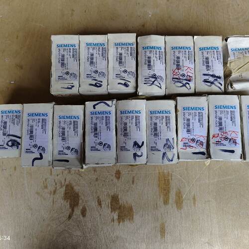 全新西门子断路器3RV10211GA1010个，议价商品