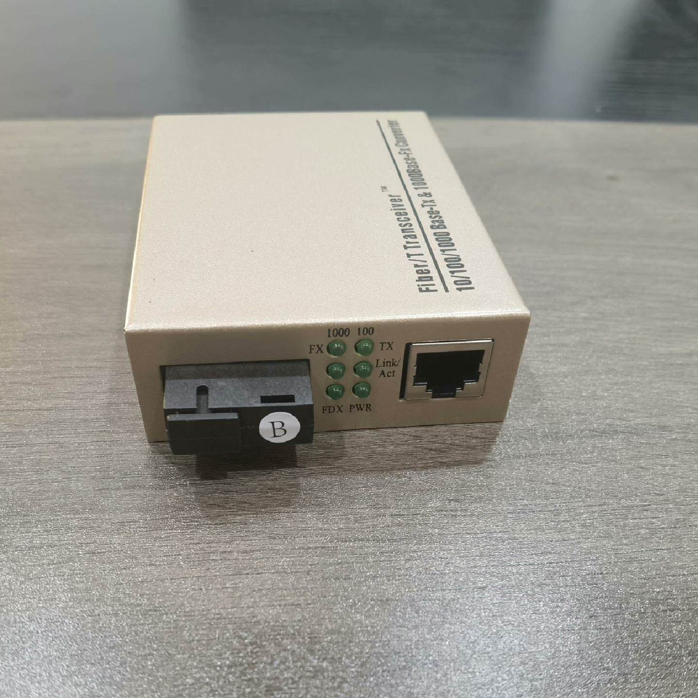 电信级千兆光纤收发器，--议价商品