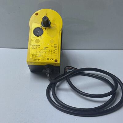 SauterAKM115SF120阀式交流器原样
