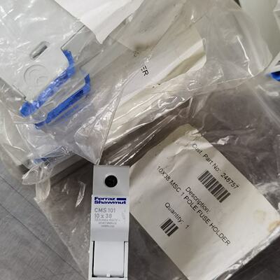 议价Ferraz Shawmut 10x38 MSC单极保险底座