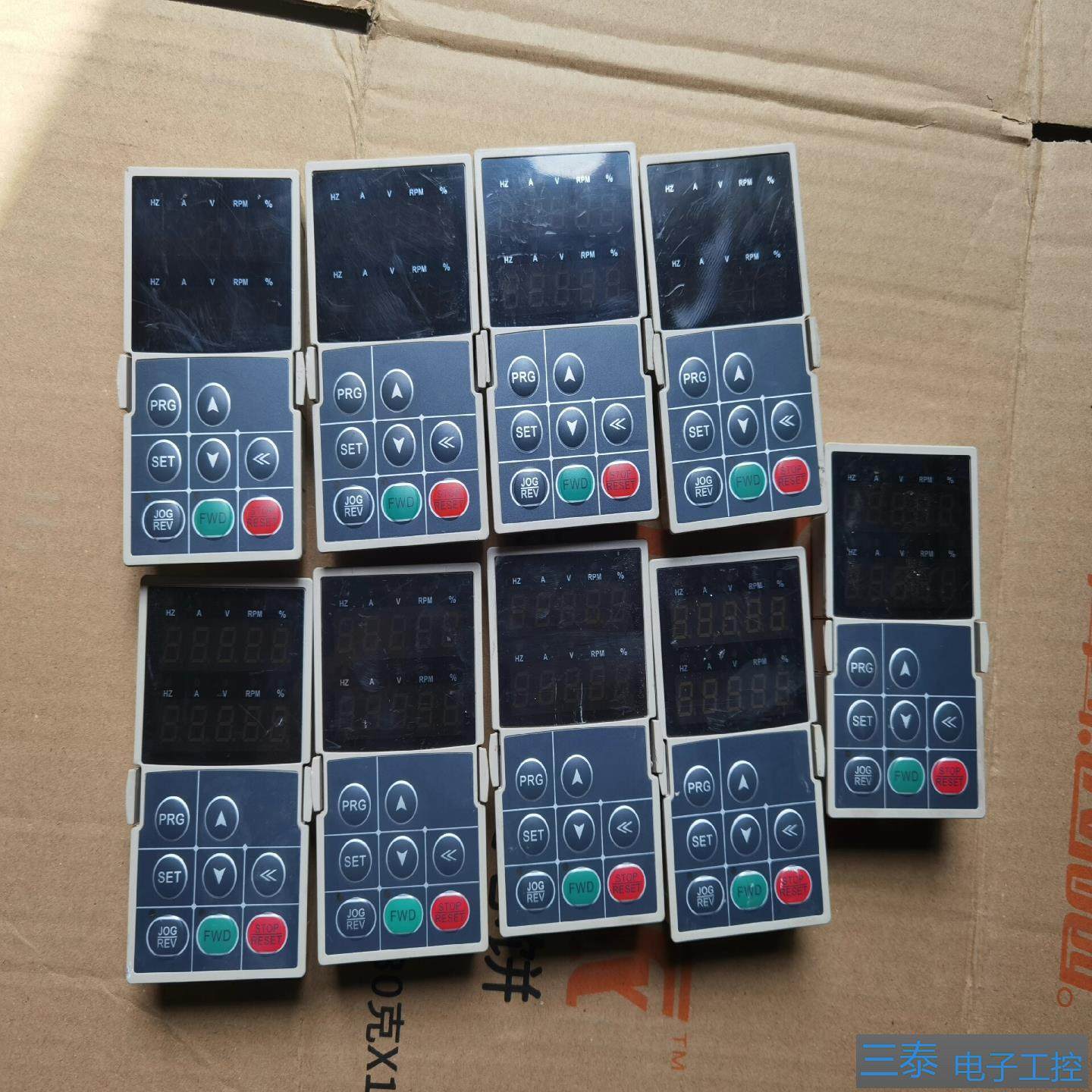 伟创变频器AC70AC80面板KB21A详见下图，议价