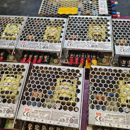 明纬LRS5024明纬电源50W24V2.2A有7个议价