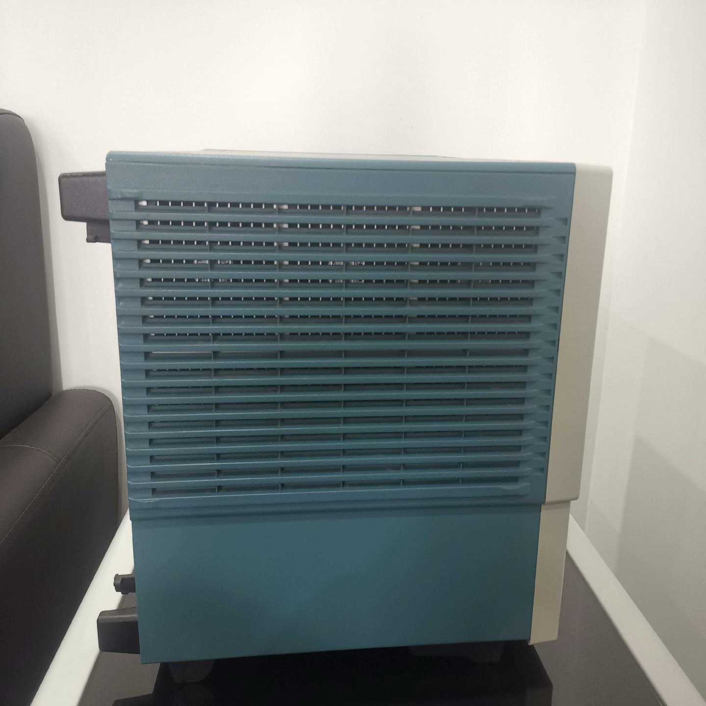 转让一台实验室泰克光示波器DSA8300，外观好。价格好，价格私聊-