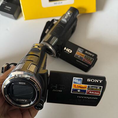 索尼HDR-CX700E高清摄像机 两台议价