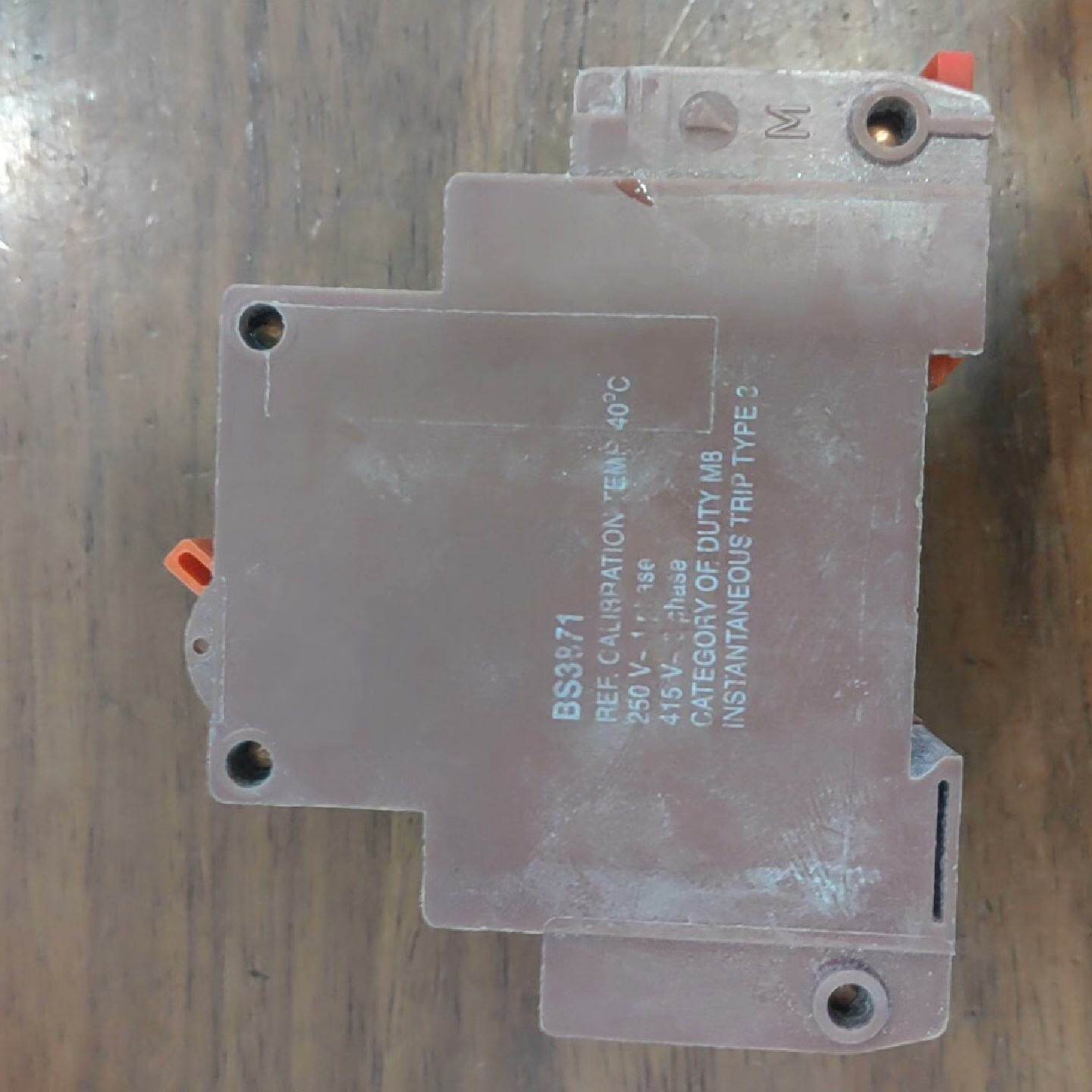 【议价】E4CB232 332A 日本 空气开关 全新/二手均有货