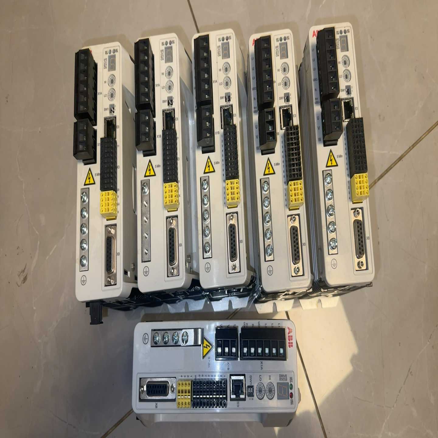咨询-ABB伺服驱动器MFE190-04UN-03A0-2N80