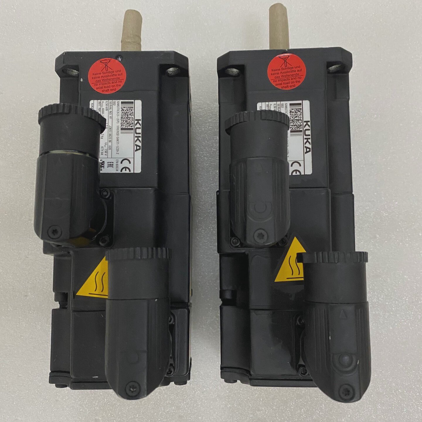 寻《库卡0.5kw本体电机001159271FK7032图片