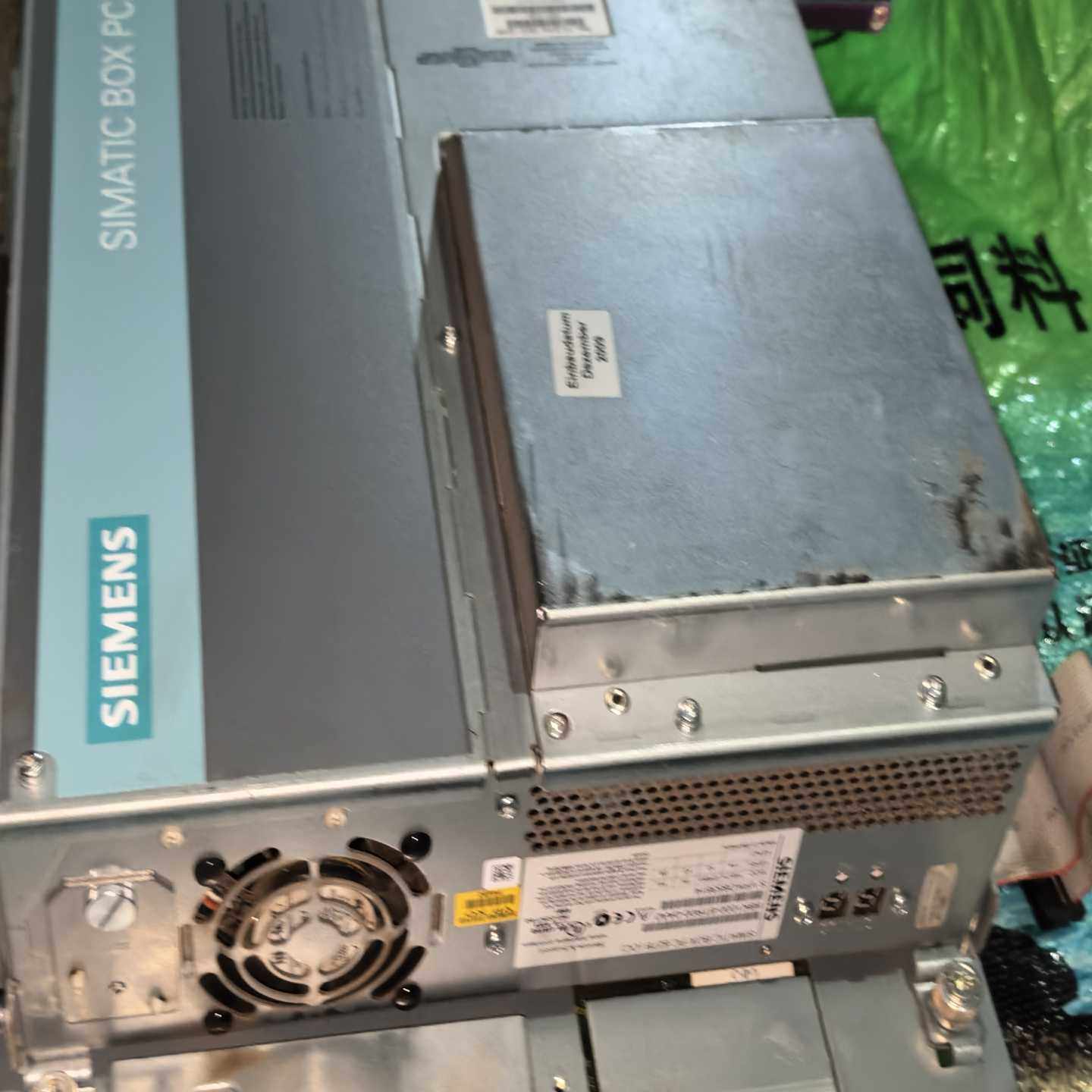 西门子SIMATICBOXPC627B工控机，型号6B--议价商品