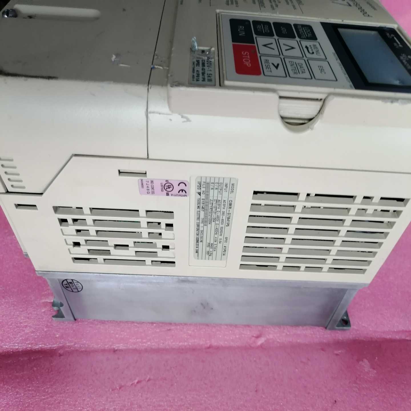 询价安川变频器一台型号CIMR-G7B41P5(400V
