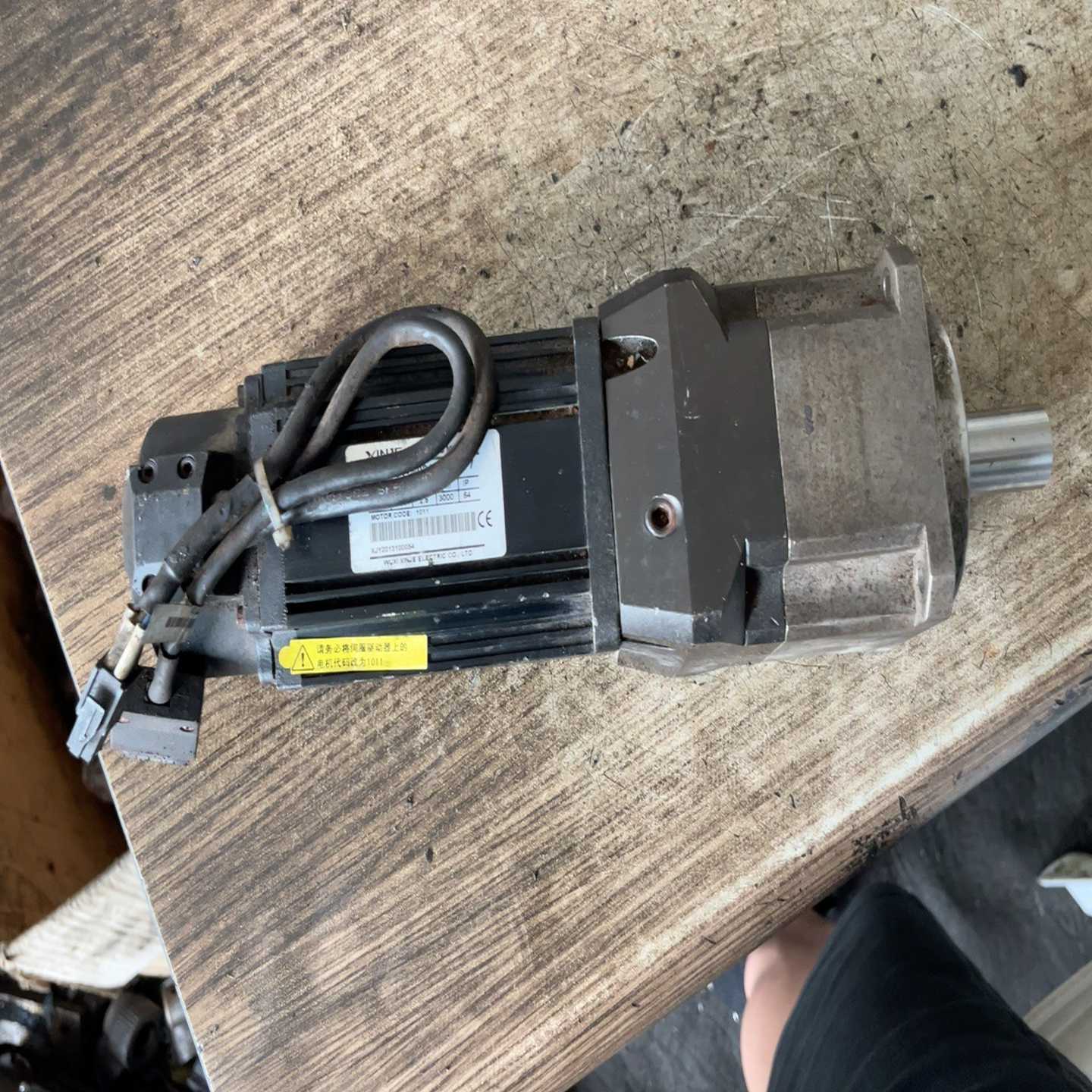 信捷伺服电机MS-80STE-M02430B-20P77--议价商品