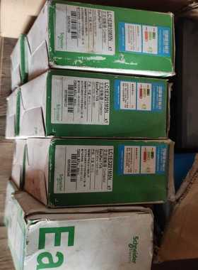 寻..LC1E3810M5N共5LC1E3201M5N共3施耐