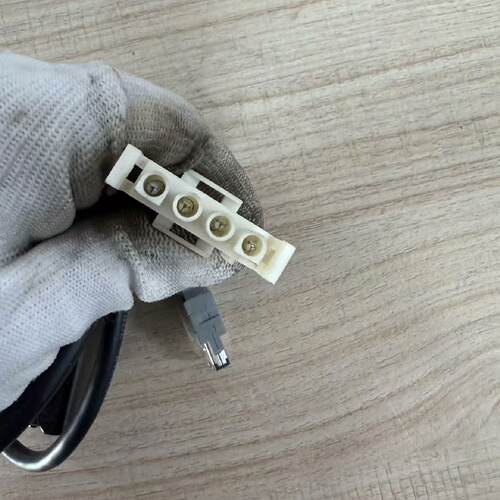 询-YASKAWA SGMAHA3BAASW11 AC SE