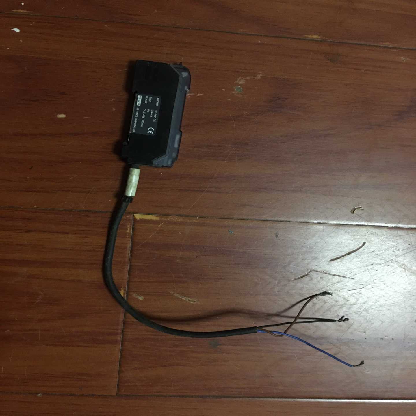 询价~基恩士放大器 FS-V21R ，短线，